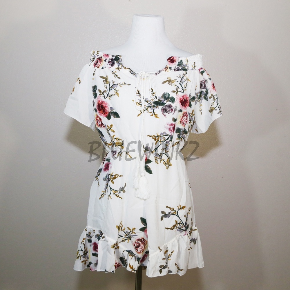 ***White Floral Romper - Picture 2 of 7
